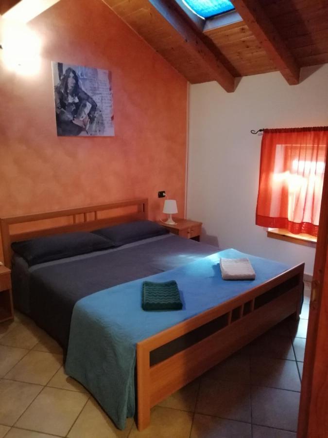 Casa Vacanze Ca' Manara Leilighet Stazzona Eksteriør bilde