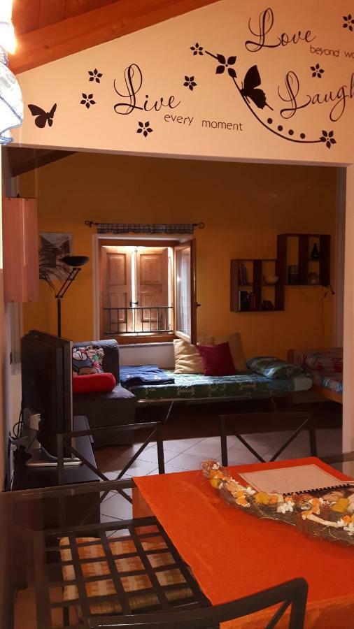 Casa Vacanze Ca' Manara Leilighet Stazzona Eksteriør bilde